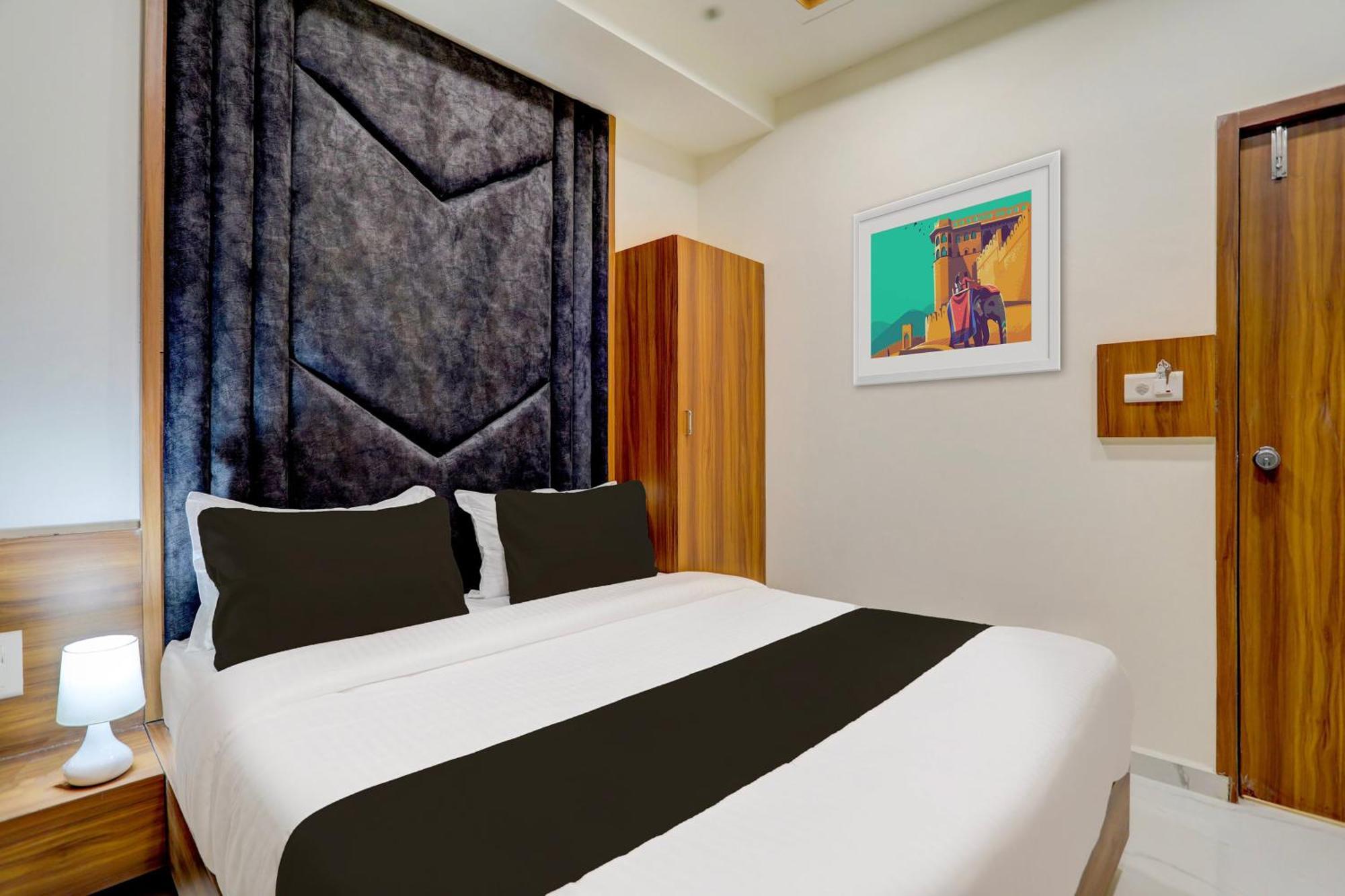 Hotel O Sun Light Ahmedabad Exterior foto