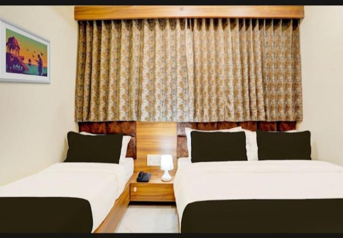 Hotel O Sun Light Ahmedabad Exterior foto
