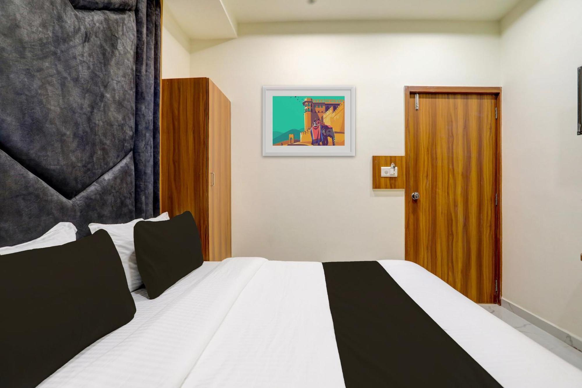 Hotel O Sun Light Ahmedabad Exterior foto